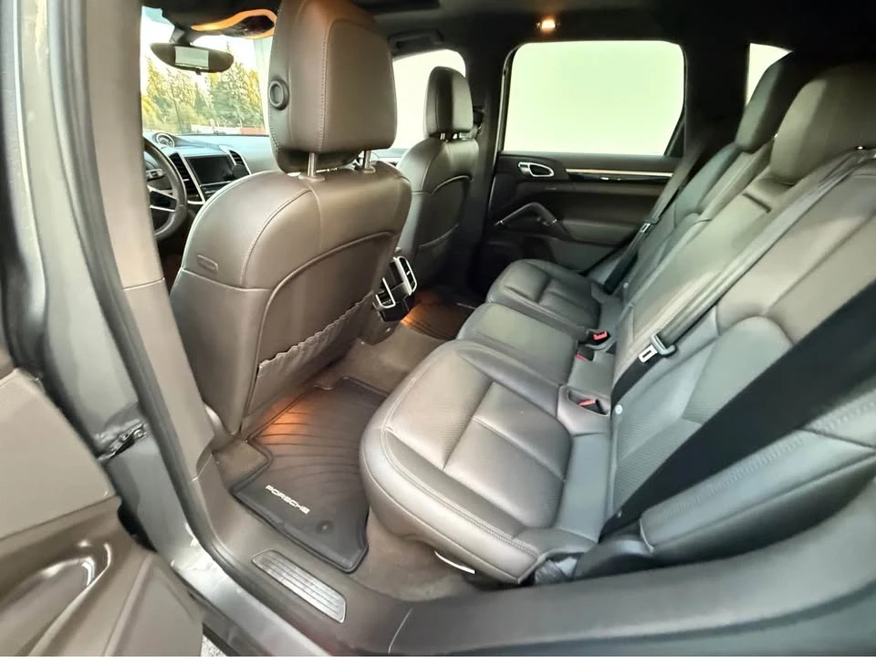 2016 Porsche 958 Cayenne - Image 9 of 11