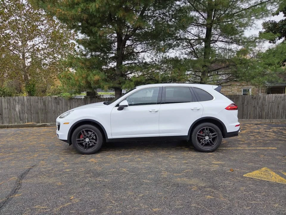 2016 Porsche 958 Cayenne - Image 5 of 14