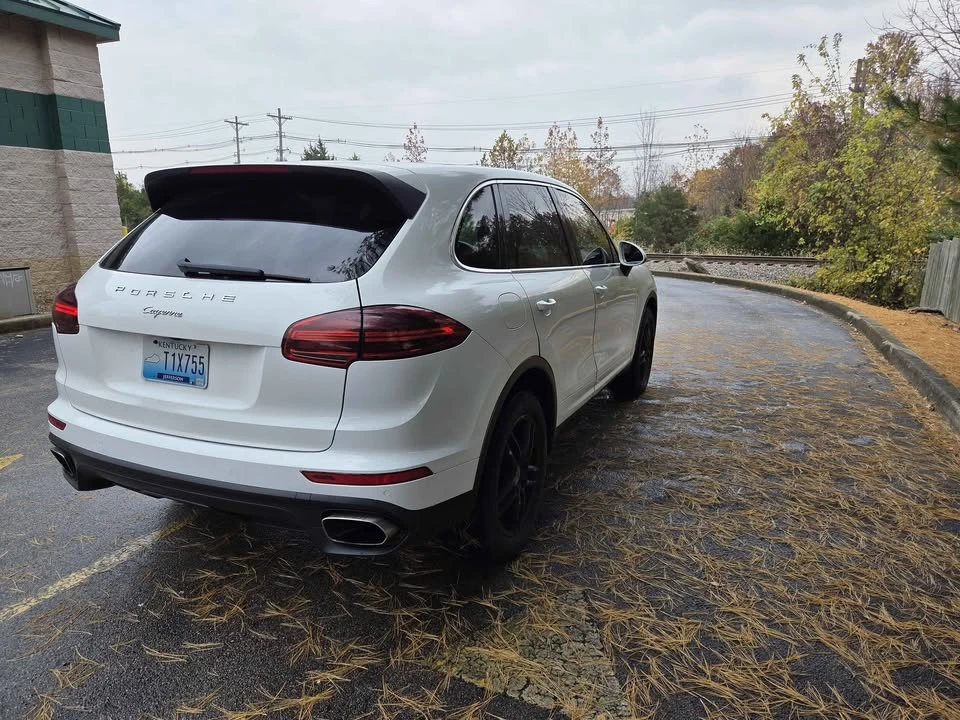 2016 Porsche 958 Cayenne - Image 4 of 14