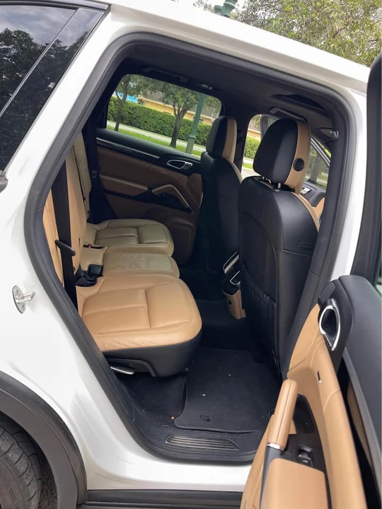 2016 Porsche 958 Cayenne - Image 15 of 16