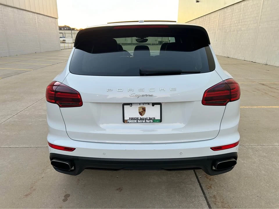 2016 Porsche 958 Cayenne - Image 3 of 18