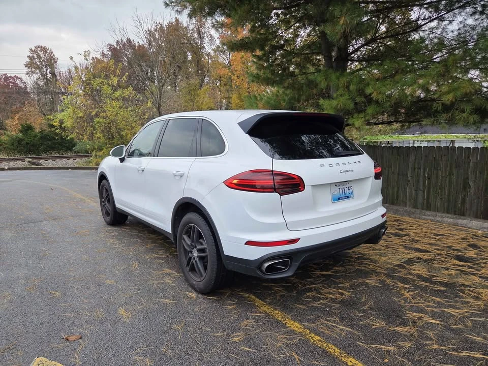 2016 Porsche 958 Cayenne - Image 3 of 14
