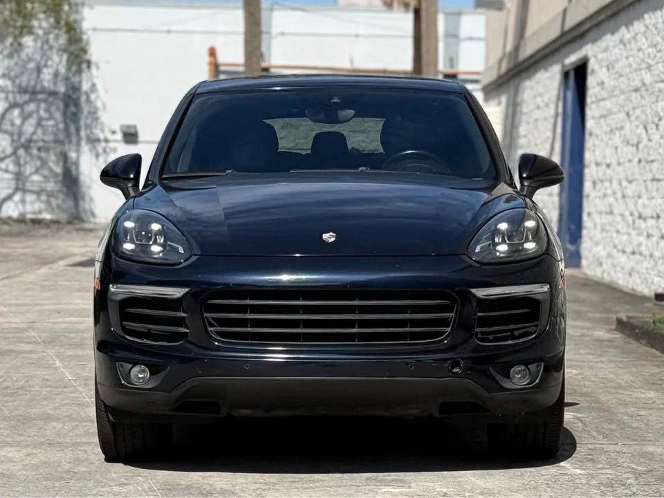 2016 Porsche 958 Cayenne - Image 2 of 13