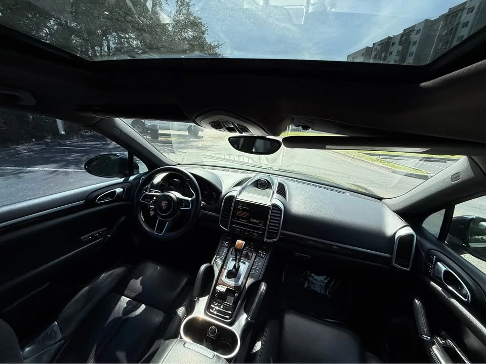 2016 Porsche 958 Cayenne - Image 10 of 13