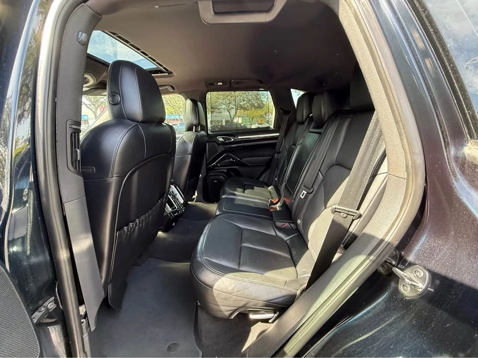 2016 Porsche 958 Cayenne - Image 8 of 13