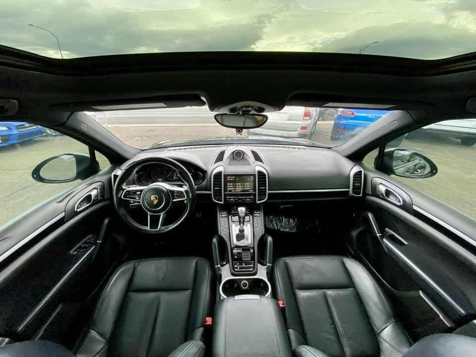 2016 Porsche 958 Cayenne - Image 11 of 15
