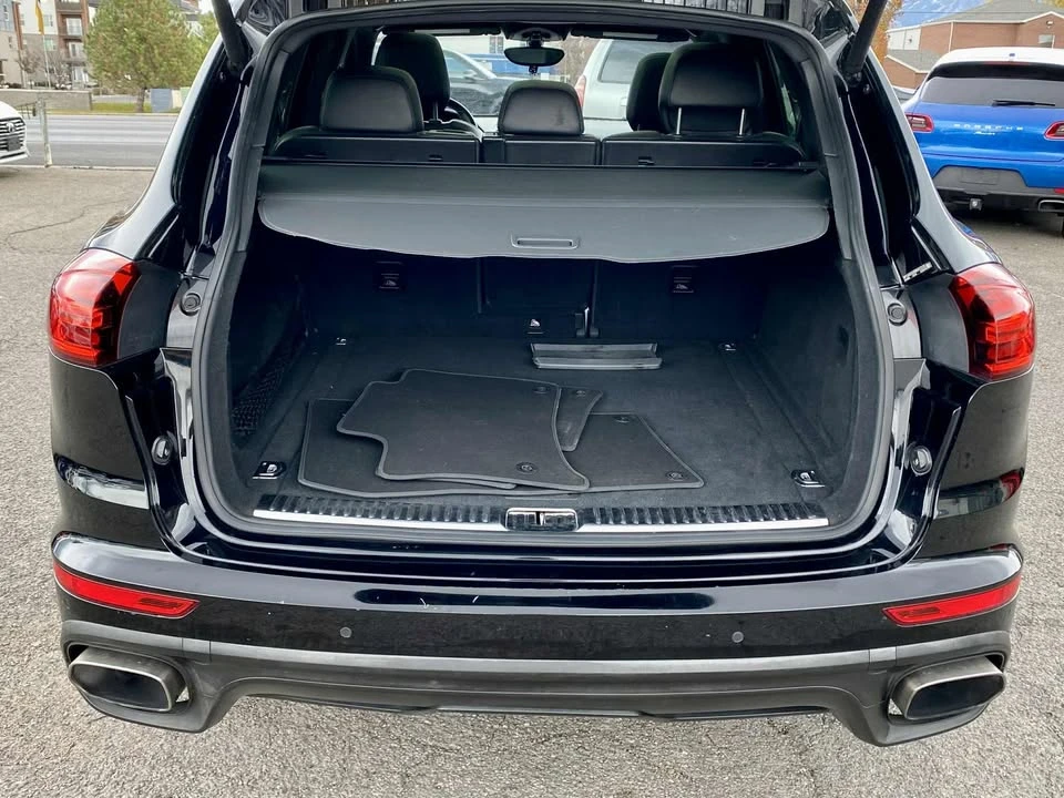 2016 Porsche 958 Cayenne - Image 14 of 15