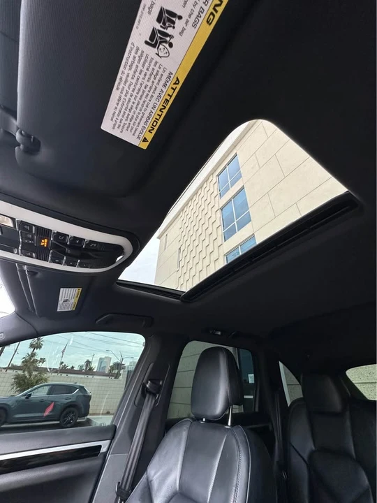 2016 Porsche 958 Cayenne - Image 15 of 16