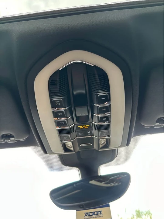 2016 Porsche 958 Cayenne - Image 16 of 16