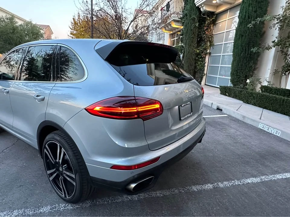 2016 Porsche 958 Cayenne - Image 2 of 13