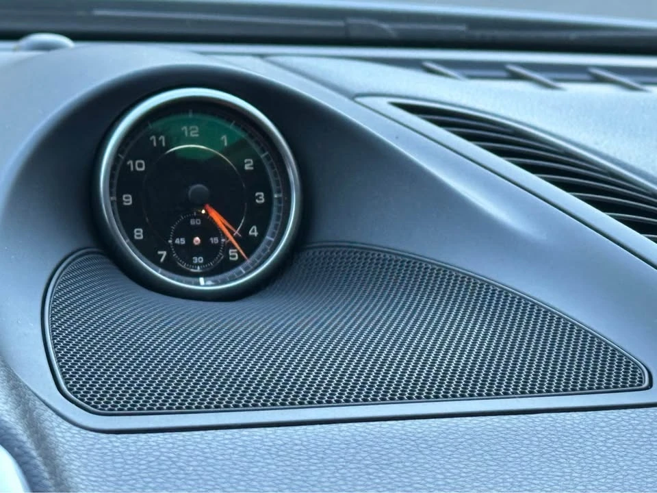 2016 Porsche 958 Cayenne - Image 11 of 13