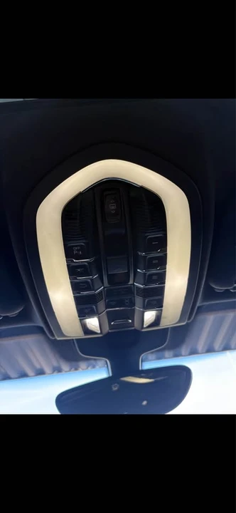 2016 Porsche 958 Cayenne - Image 16 of 19