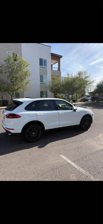 2016 Porsche 958 Cayenne - Image 8 of 19