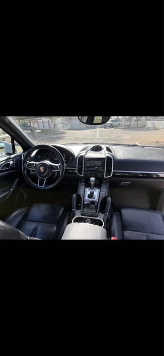 2016 Porsche 958 Cayenne - Image 12 of 19