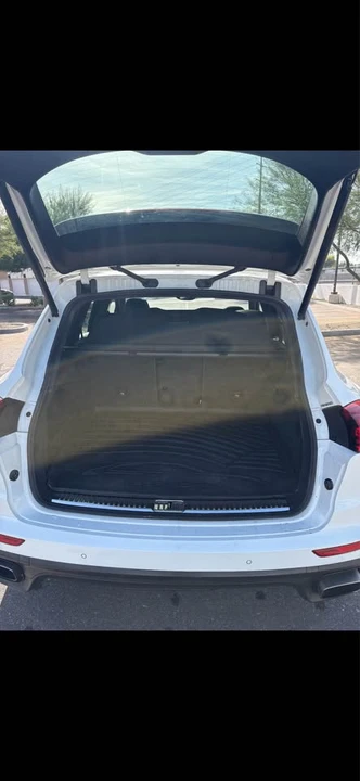 2016 Porsche 958 Cayenne - Image 9 of 19