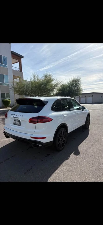 2016 Porsche 958 Cayenne - Image 7 of 19