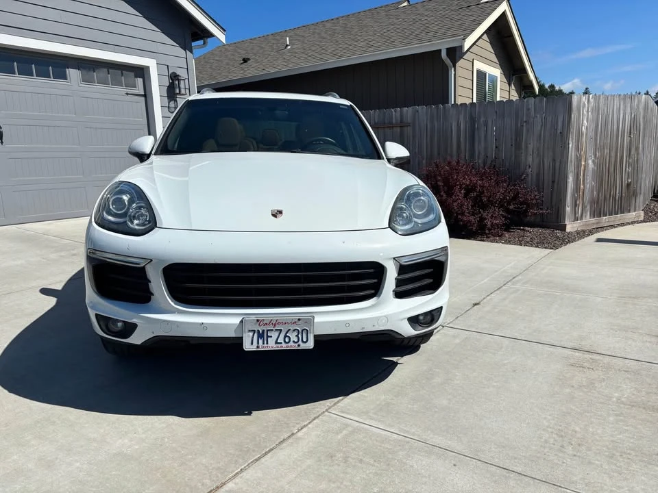 2016 Porsche 958 Cayenne - Image 2 of 11