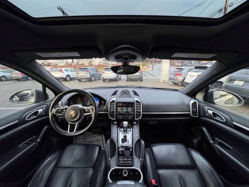 2016 Porsche 958 Cayenne - Image 7 of 13