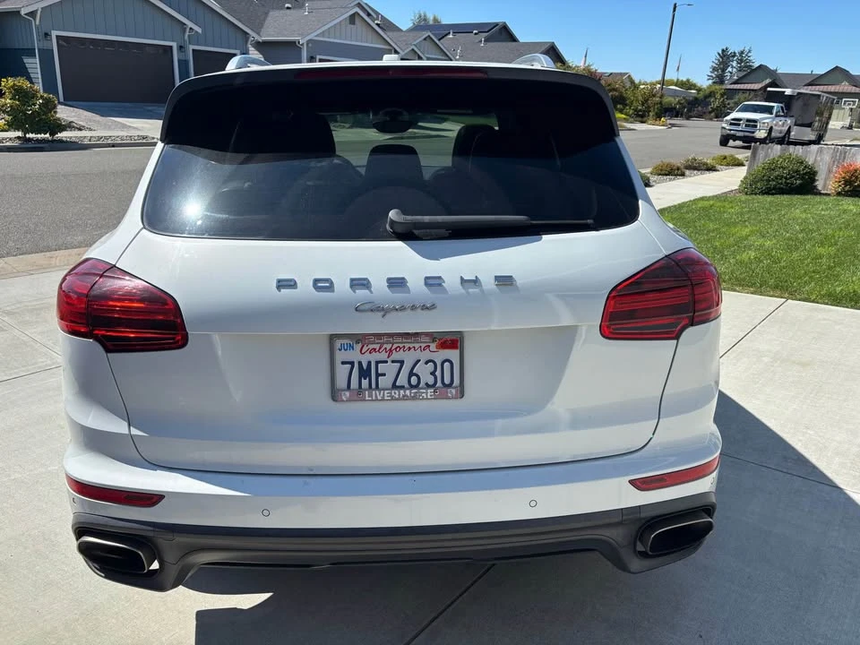 2016 Porsche 958 Cayenne - Image 3 of 11