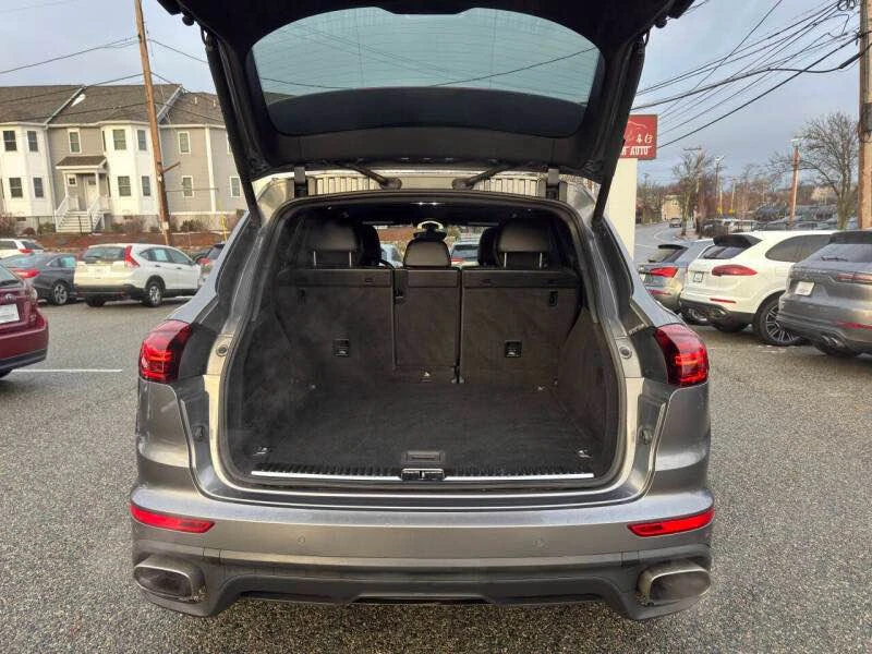 2016 Porsche 958 Cayenne - Image 6 of 13