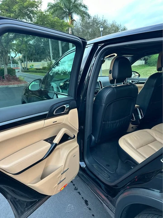 2016 Porsche 958 Cayenne - Image 17 of 19