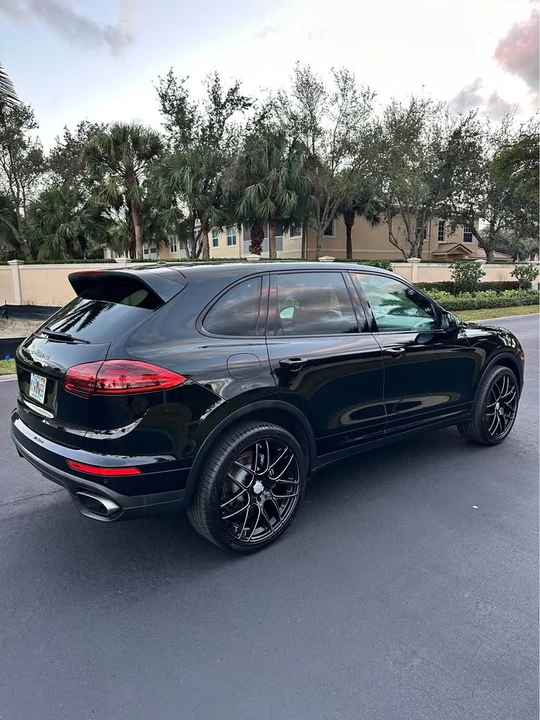 2016 Porsche 958 Cayenne - Image 3 of 19