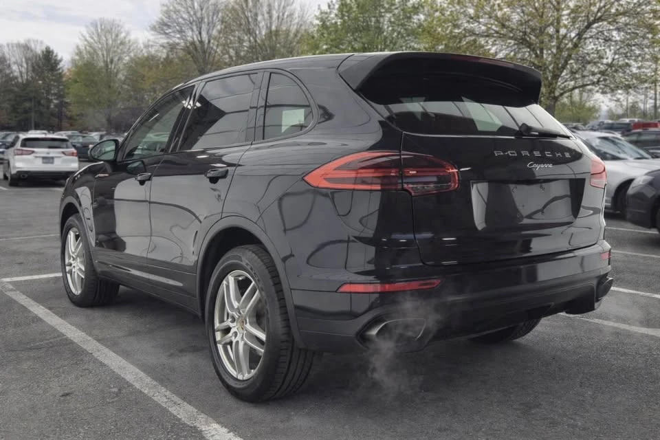 2016 Porsche 958 Cayenne - Image 4 of 11