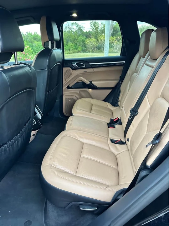 2016 Porsche 958 Cayenne - Image 18 of 19