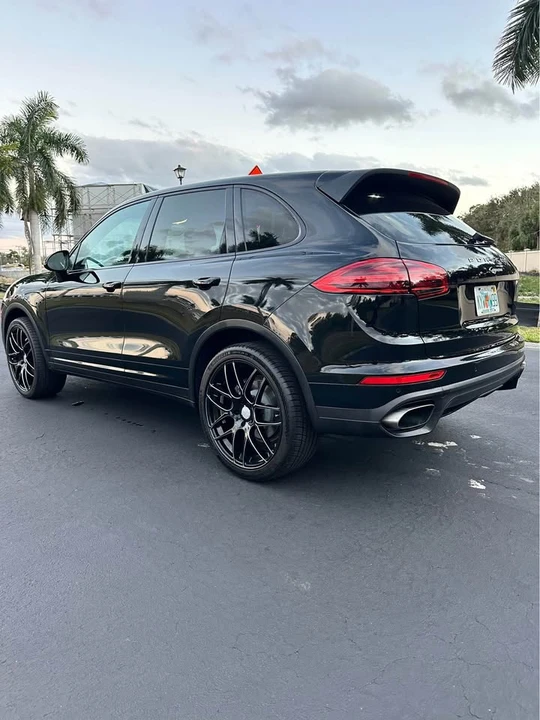 2016 Porsche 958 Cayenne - Image 2 of 19