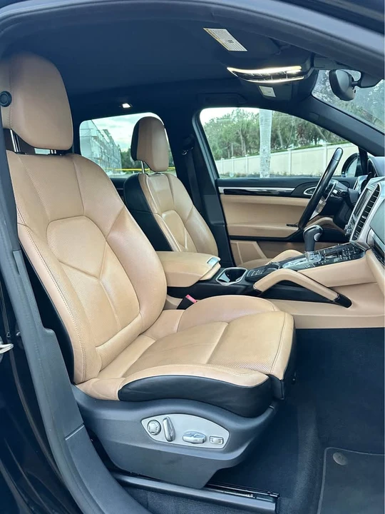 2016 Porsche 958 Cayenne - Image 12 of 19