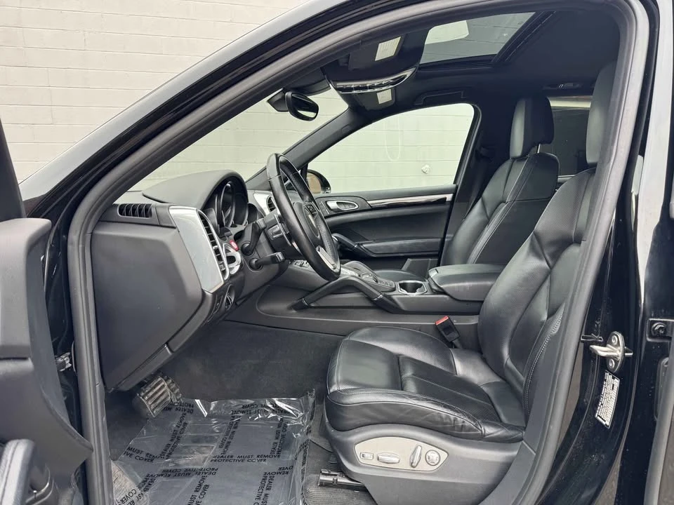 2016 Porsche 958 Cayenne - Image 12 of 15