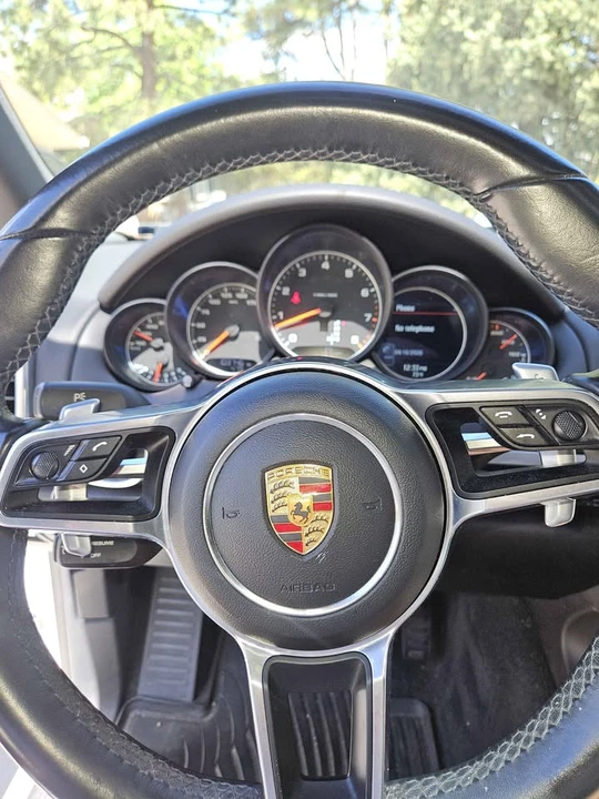 2016 Porsche 958 Cayenne - Image 4 of 8