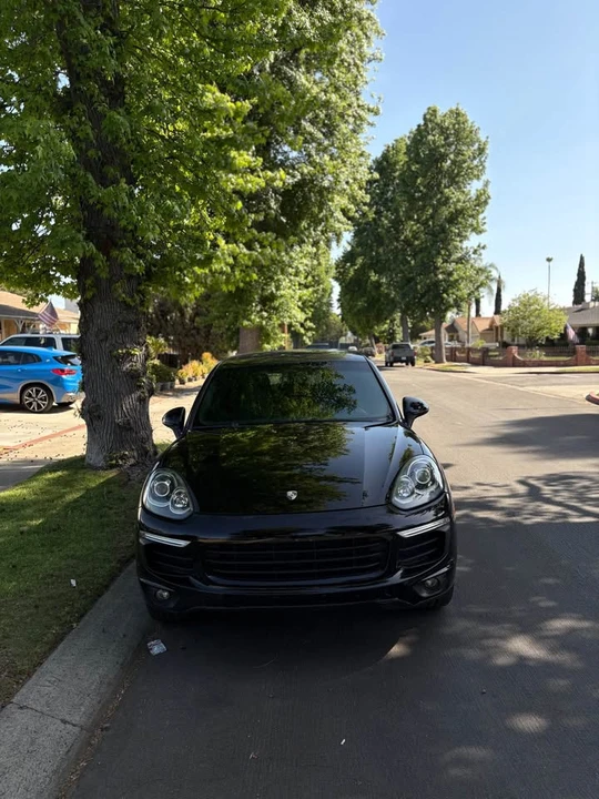 2016 Porsche 958 Cayenne - Image 3 of 10