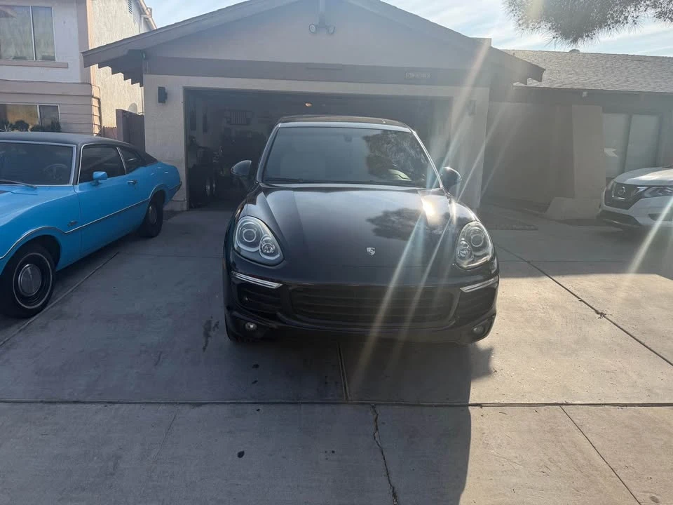 2016 Porsche 958 Cayenne - Image 6 of 9