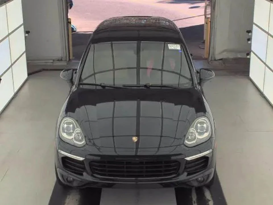 2016 Porsche 958 Cayenne - Image 3 of 10