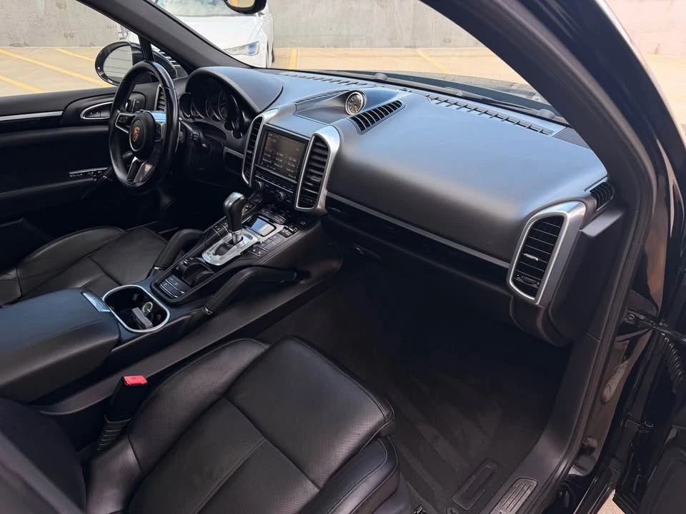 2016 Porsche 958 Cayenne - Image 18 of 20