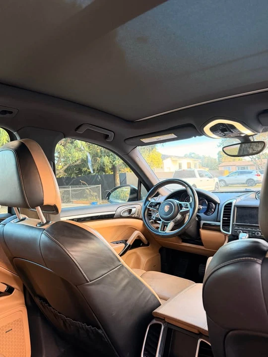 2016 Porsche 958 Cayenne - Image 6 of 7