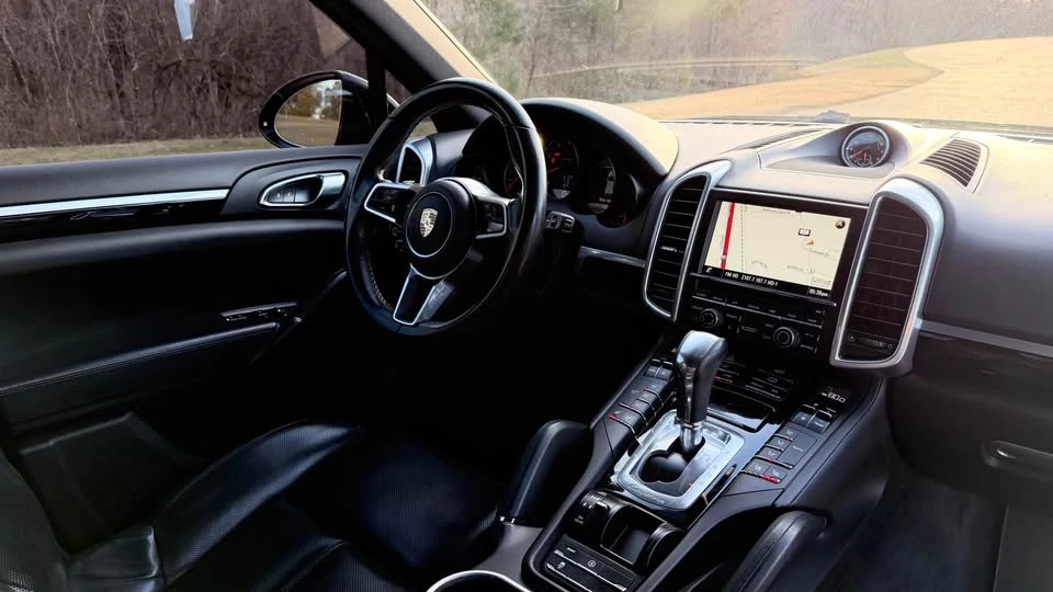 2016 Porsche 958 Cayenne - Image 8 of 11