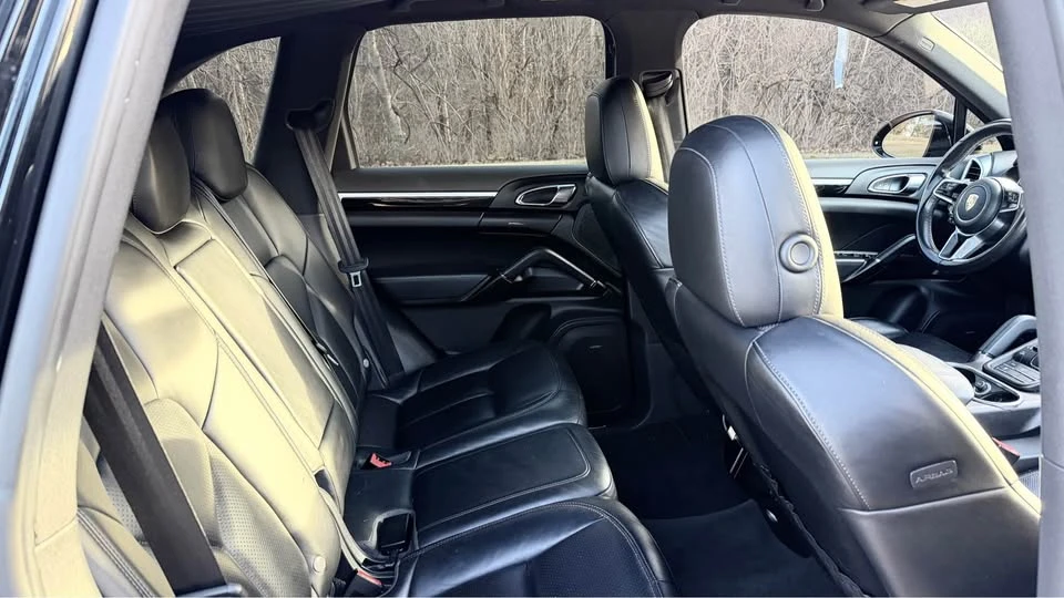 2016 Porsche 958 Cayenne - Image 9 of 11