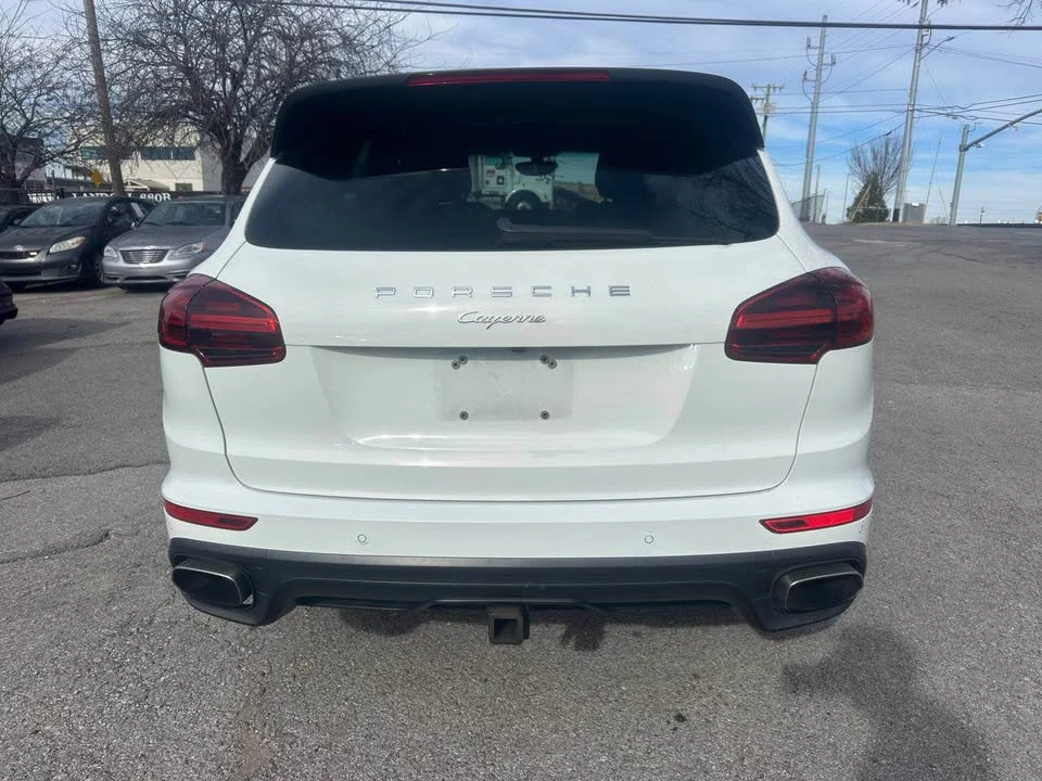 2016 Porsche 958 Cayenne - Image 4 of 20