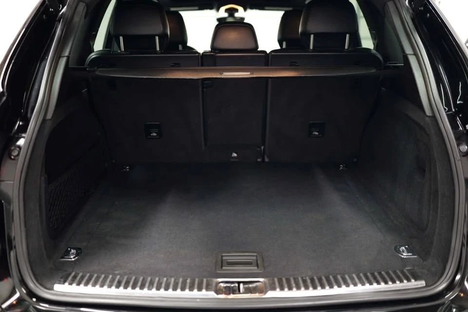 2016 Porsche 958 Cayenne - Image 11 of 20