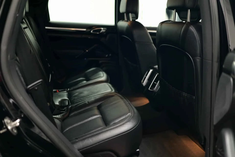 2016 Porsche 958 Cayenne - Image 12 of 20