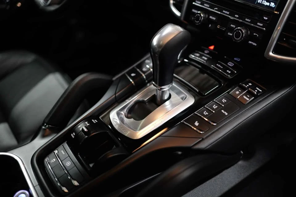 2016 Porsche 958 Cayenne - Image 14 of 20