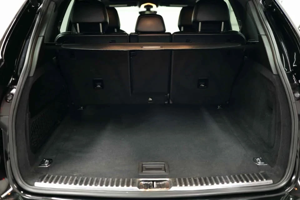 2016 Porsche 958 Cayenne - Image 9 of 20