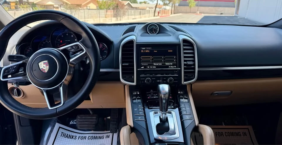 2016 Porsche 958 Cayenne GTS - Image 11 of 18