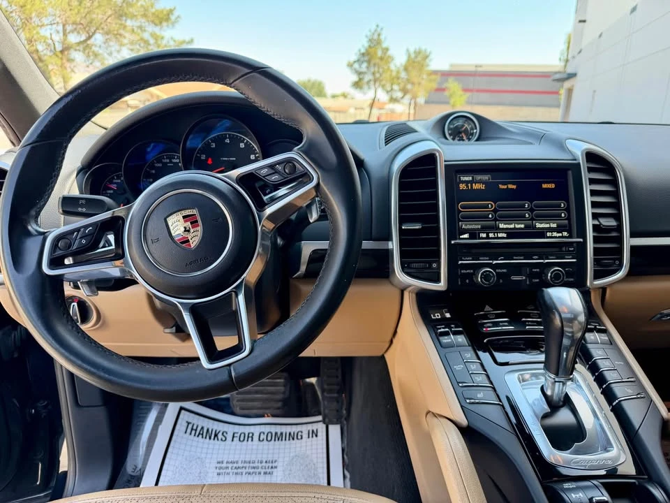 2016 Porsche 958 Cayenne GTS - Image 10 of 18