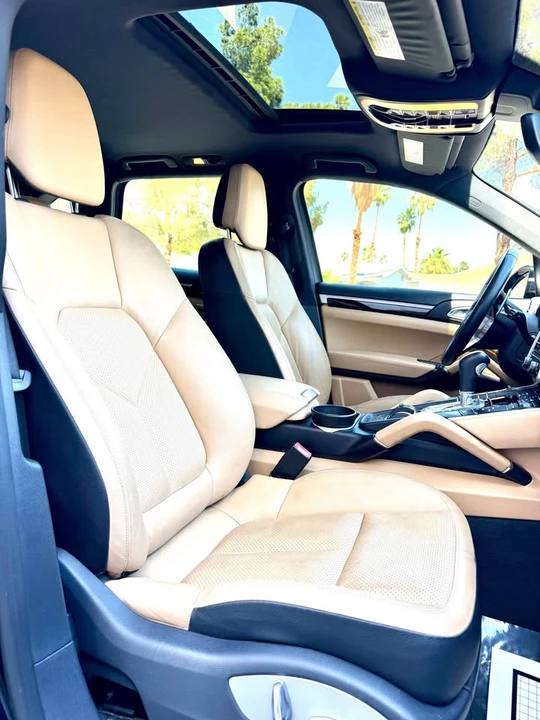 2016 Porsche 958 Cayenne GTS - Image 16 of 18