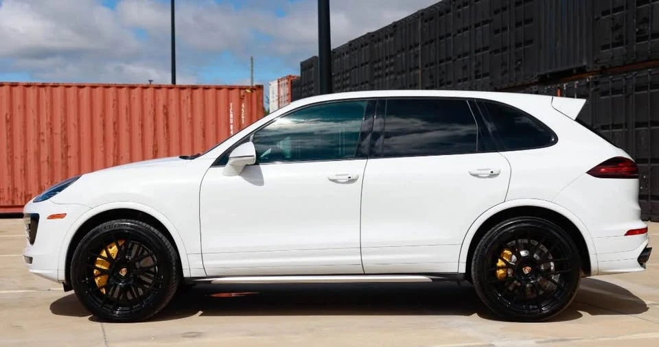 2016 Porsche 958 Cayenne Turbo S - Image 2 of 4