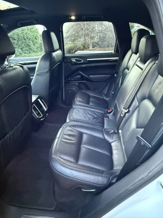 2016 Porsche 958 Cayenne - Image 5 of 11