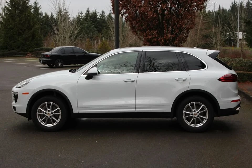 2016 Porsche 958 Cayenne - Image 4 of 20